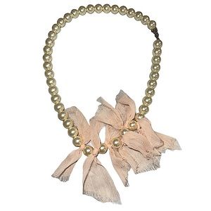 Peachy Sheer Knotted Pearl Fashion Necklace